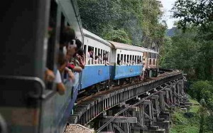 Tren de la muerte en Tailandia
